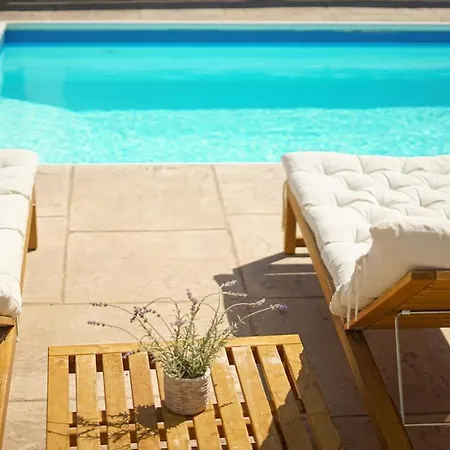 ヴィラ Seaview With Pool
