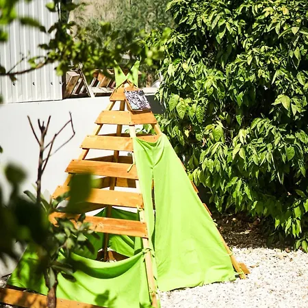 Seaview With Pool 别墅