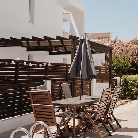 Seaview With Pool